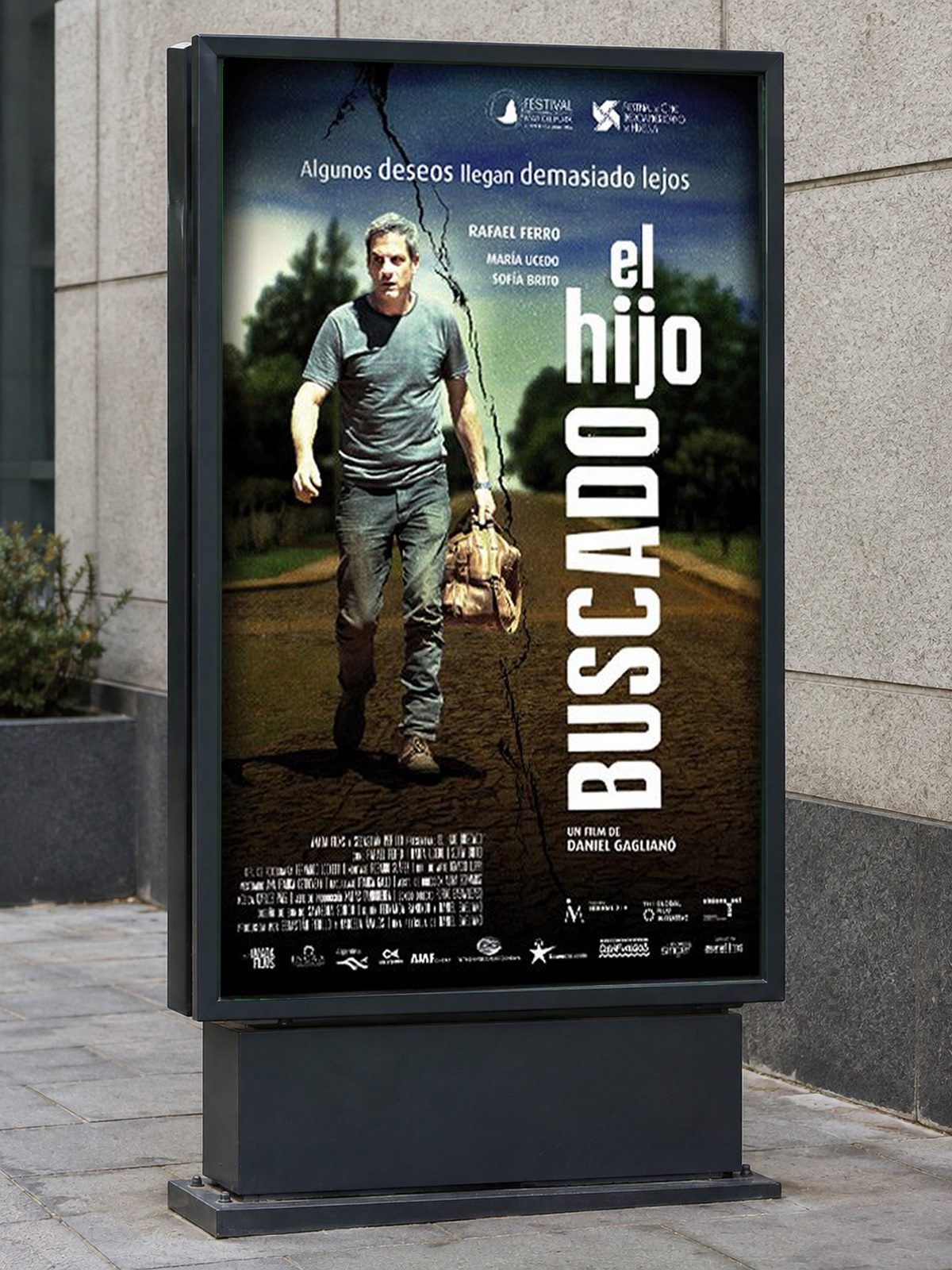 Afiche de El hijo buscado aplicado en cartelera