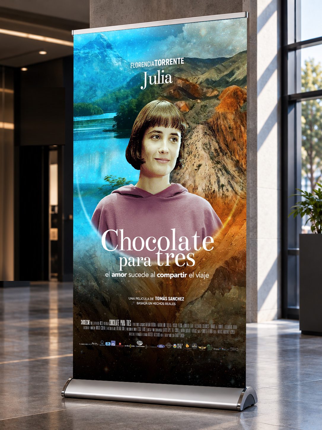 Banner enrollable de Chocolate para tres con el personaje Julia